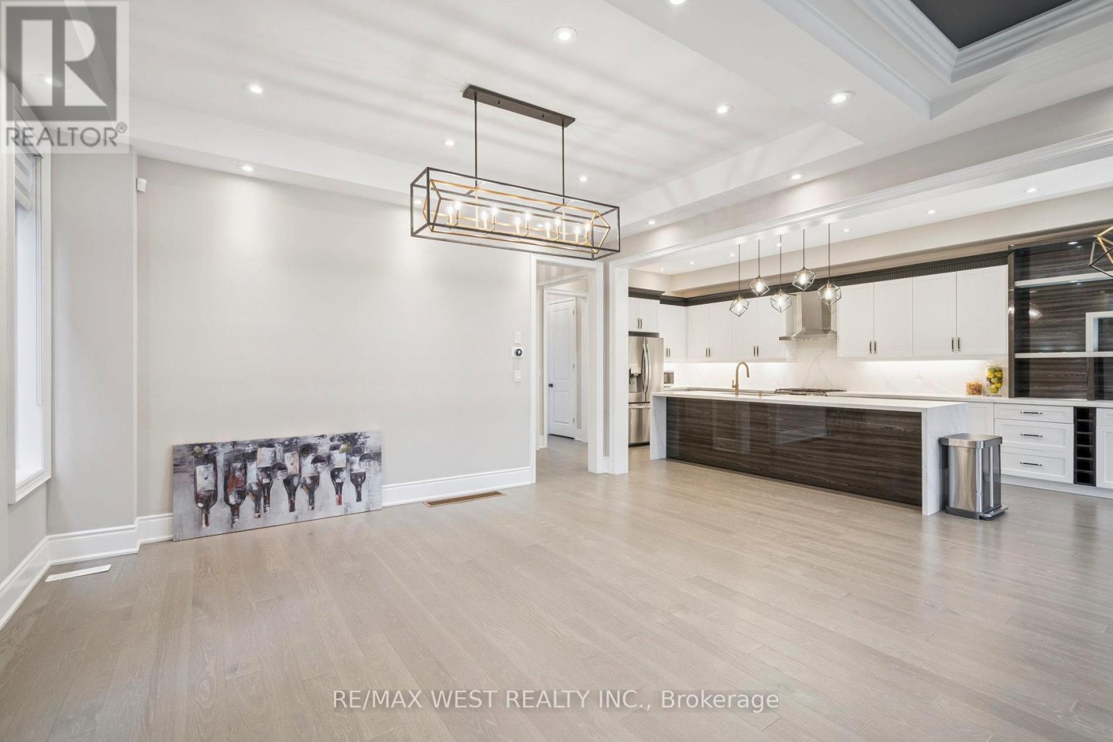 54 Stilton Avenue, Vaughan, Ontario  L4H 5B9 - Photo 16 - N12438066