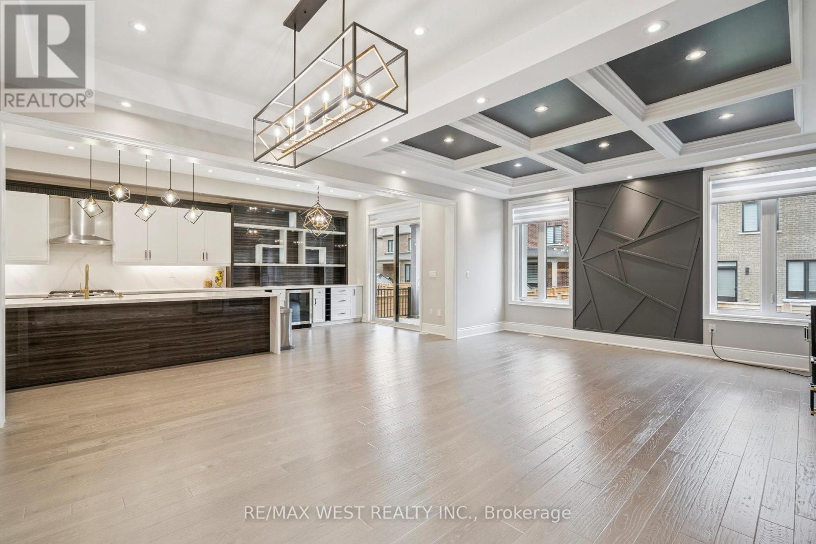 54 Stilton Avenue, Vaughan, Ontario  L4H 5B9 - Photo 19 - N12438066