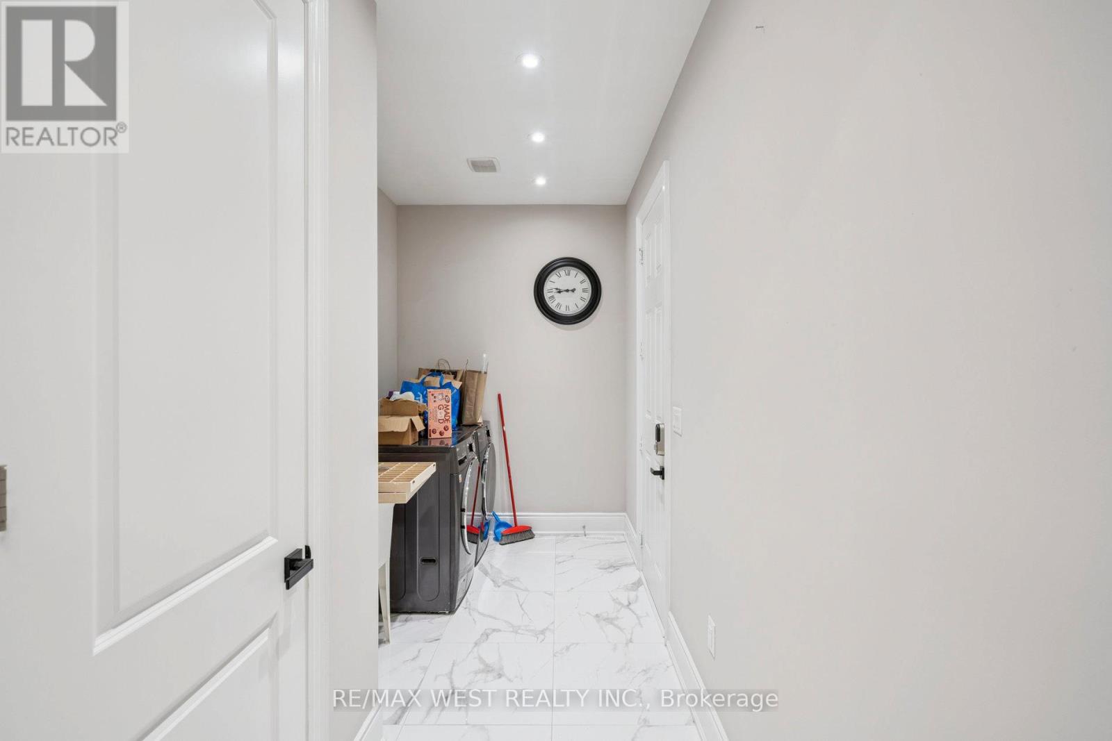 54 Stilton Avenue, Vaughan, Ontario  L4H 5B9 - Photo 23 - N12438066