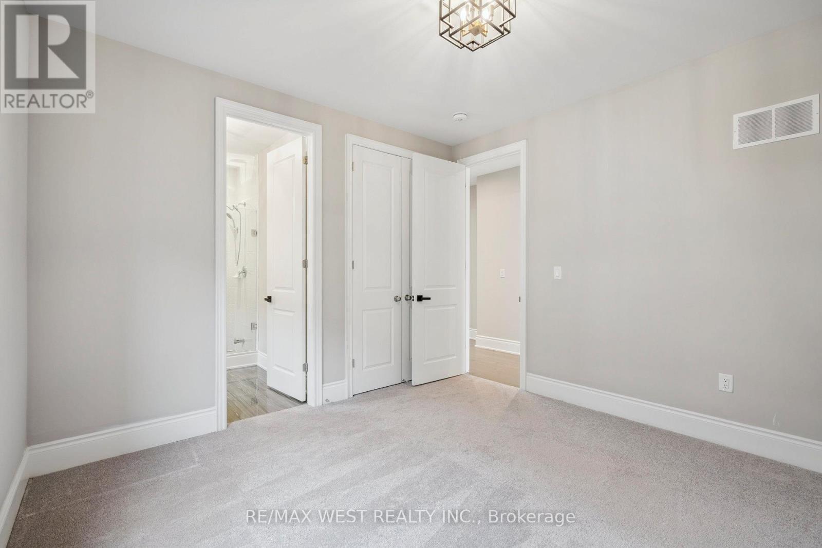 54 Stilton Avenue, Vaughan, Ontario  L4H 5B9 - Photo 37 - N12438066