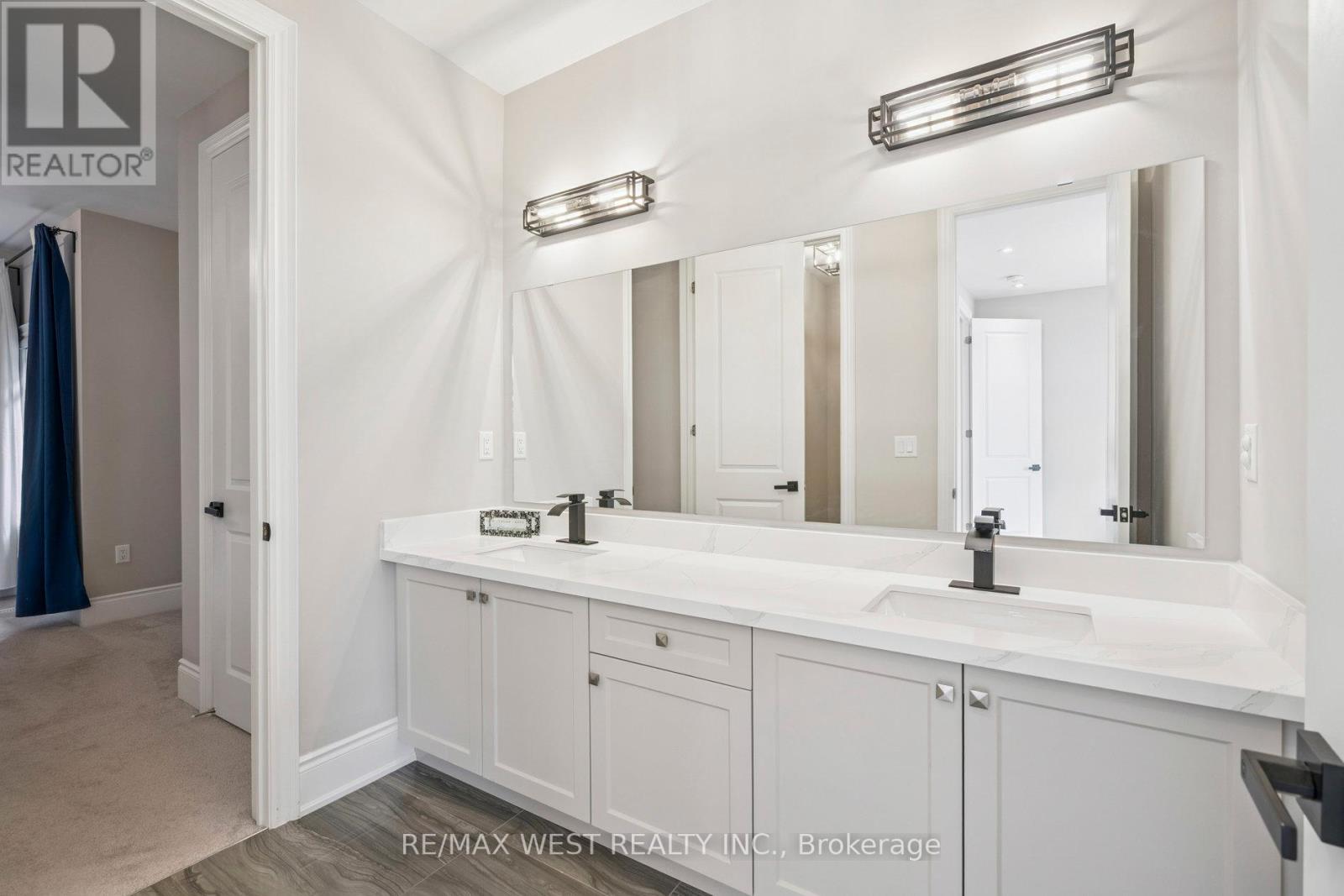 54 Stilton Avenue, Vaughan, Ontario  L4H 5B9 - Photo 40 - N12438066