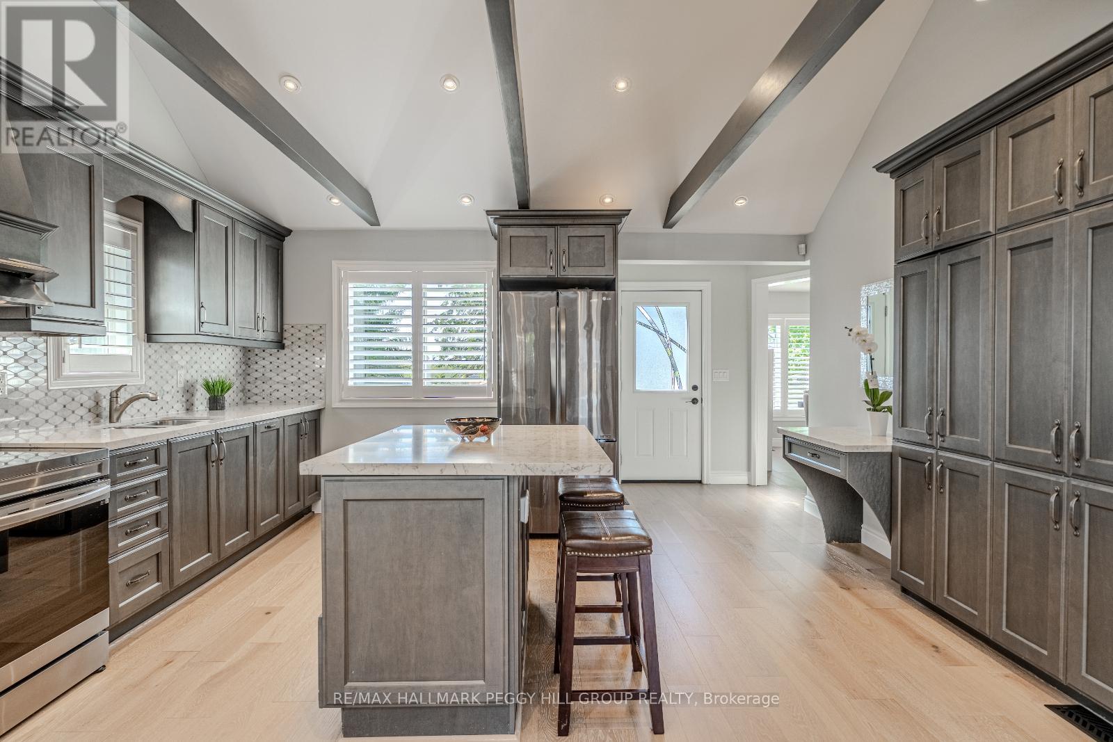 2484 Highway 11 S, Oro-Medonte, Ontario  L0L 2E0 - Photo 6 - S12437962