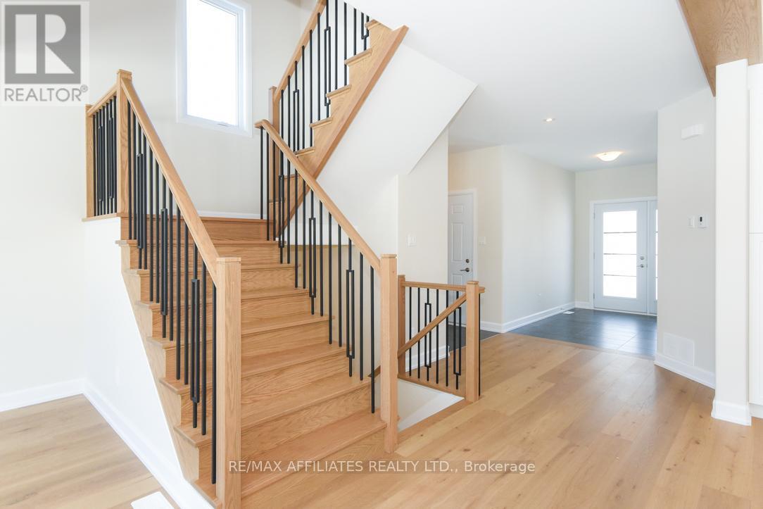 1060 Chablis Crescent, Russell, Ontario  K0A 1W0 - Photo 19 - X12438111