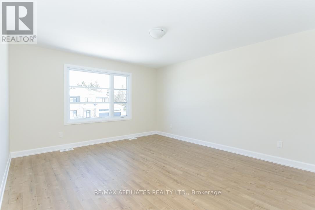 1060 Chablis Crescent, Russell, Ontario  K0A 1W0 - Photo 24 - X12438111