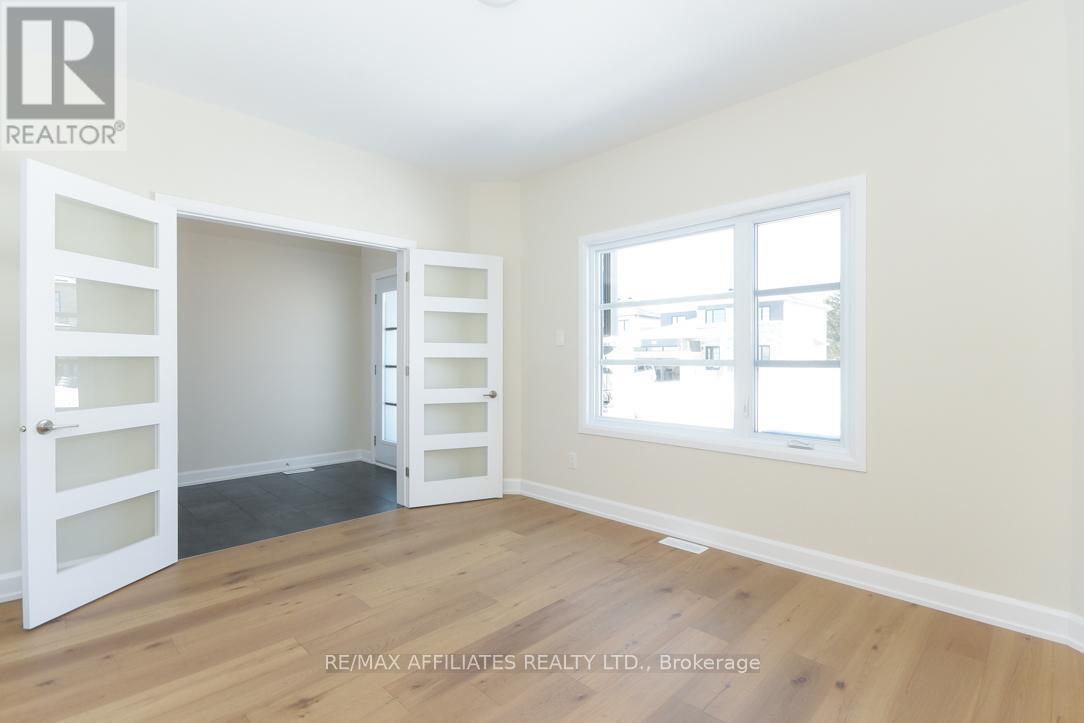 1060 Chablis Crescent, Russell, Ontario  K0A 1W0 - Photo 3 - X12438111
