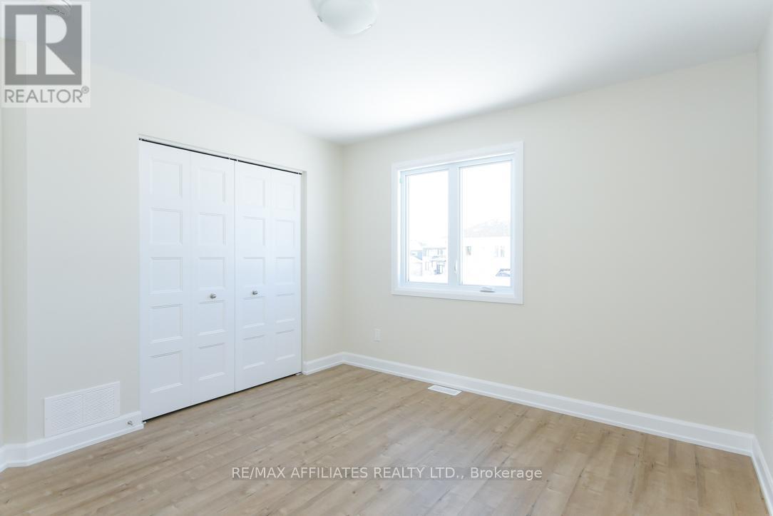 1060 Chablis Crescent, Russell, Ontario  K0A 1W0 - Photo 35 - X12438111