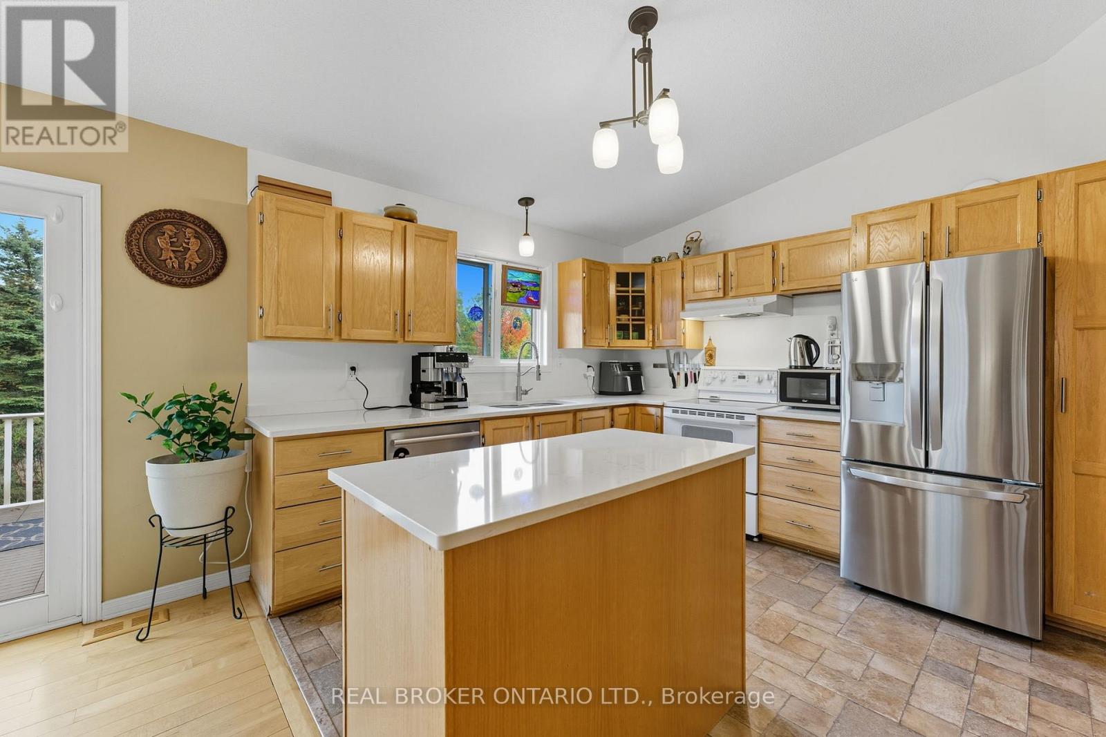 18 Smith Road, North Grenville, Ontario  K0G 1T0 - Photo 16 - X12438121