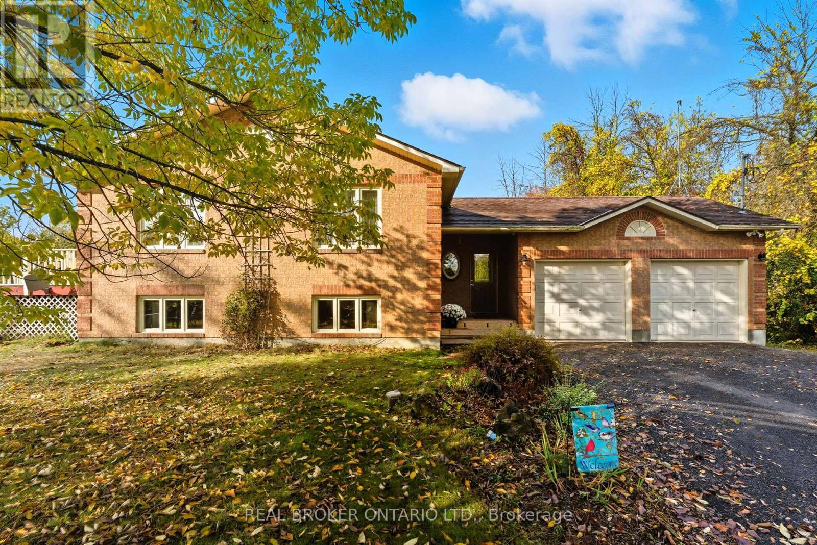18 Smith Road, North Grenville, Ontario  K0G 1T0 - Photo 2 - X12438121