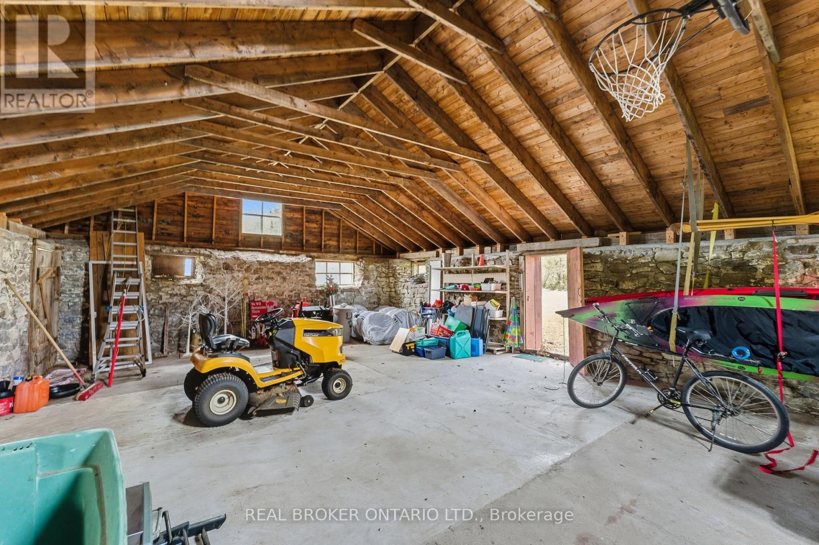 18 Smith Road, North Grenville, Ontario  K0G 1T0 - Photo 35 - X12438121