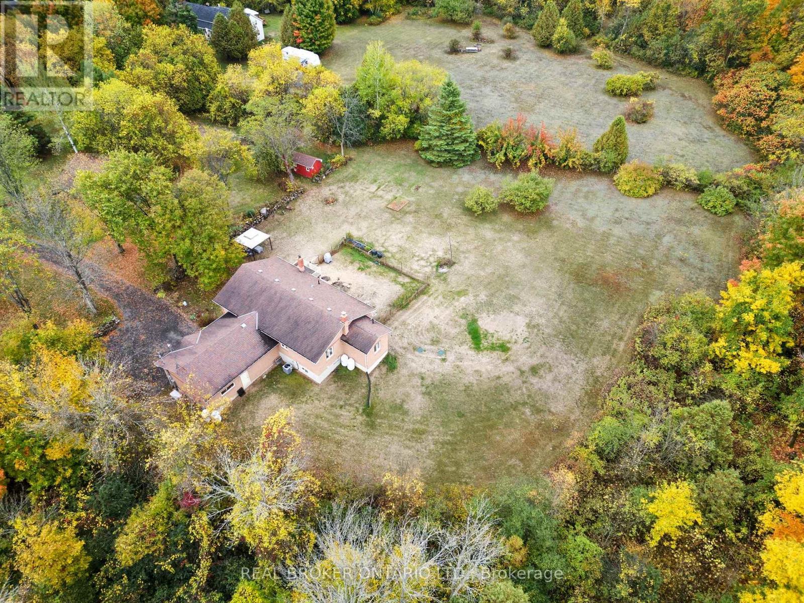18 Smith Road, North Grenville, Ontario  K0G 1T0 - Photo 40 - X12438121