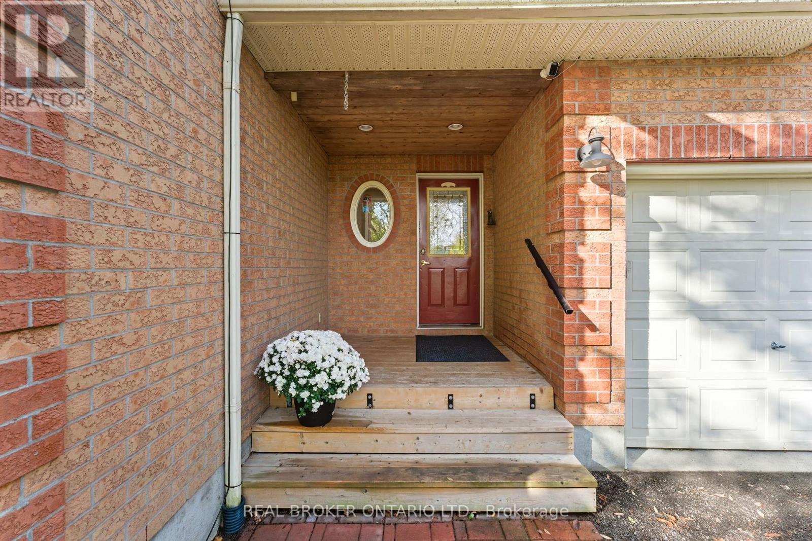 18 Smith Road, North Grenville, Ontario  K0G 1T0 - Photo 7 - X12438121
