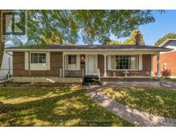 521 RIDGEWOOD DRIVE