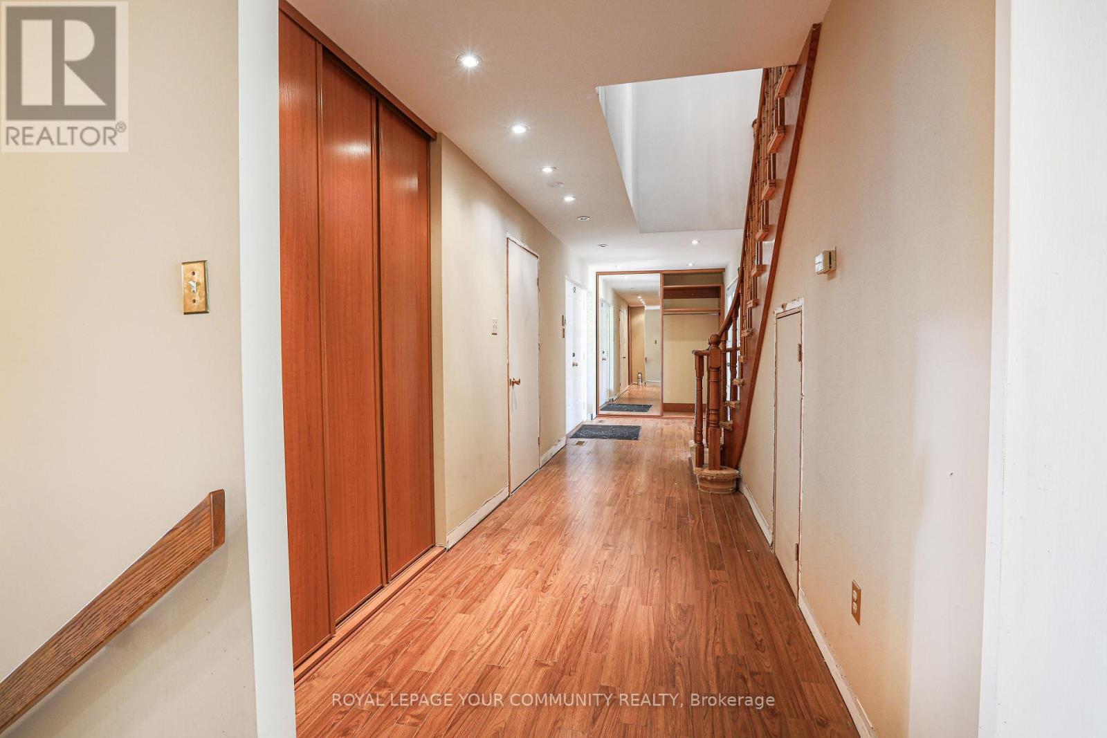 181 King Road, Richmond Hill, Ontario  L4E 2W1 - Photo 11 - N12437829