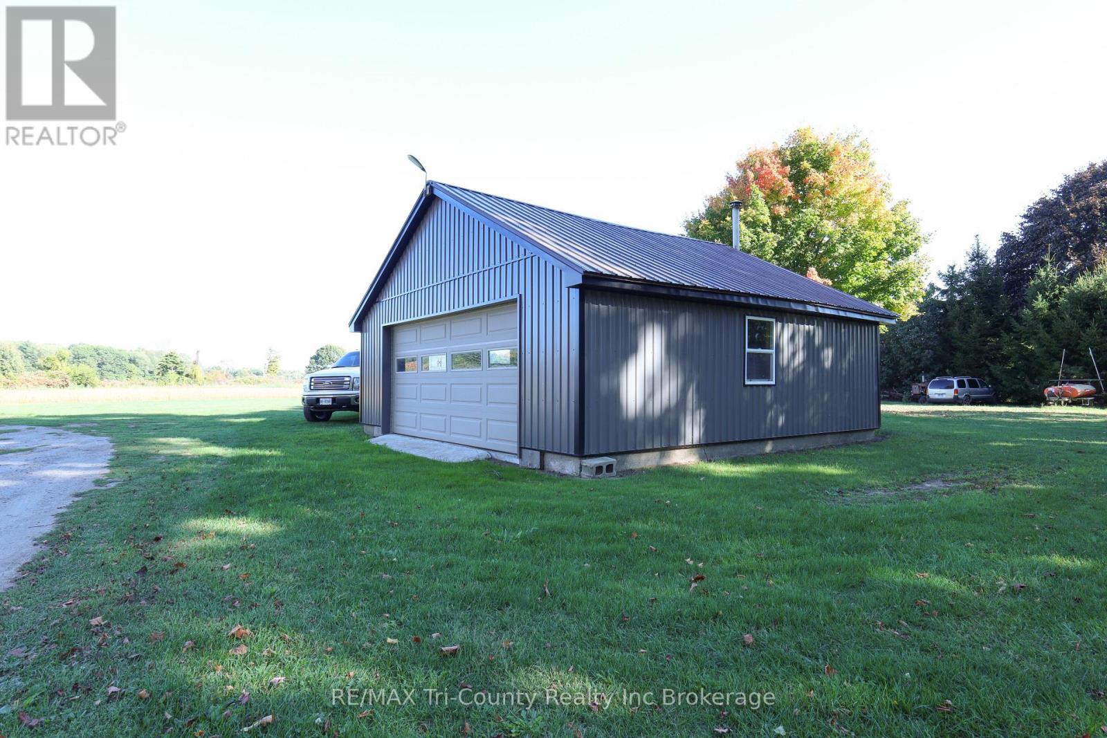 1225 1st Concession Enr Road, Norfolk, Ontario  N0E 1G0 - Photo 10 - X12438117