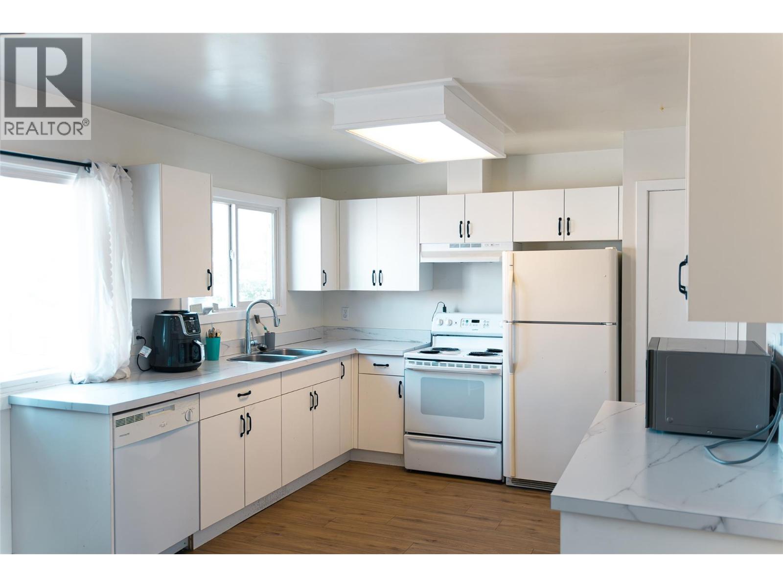 709 CHASE Avenue, penticton, British Columbia