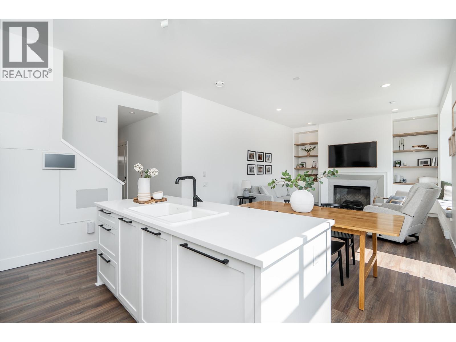 85 3552 Victoria Drive, Coquitlam, British Columbia  V3E 0N7 - Photo 4 - R3053939