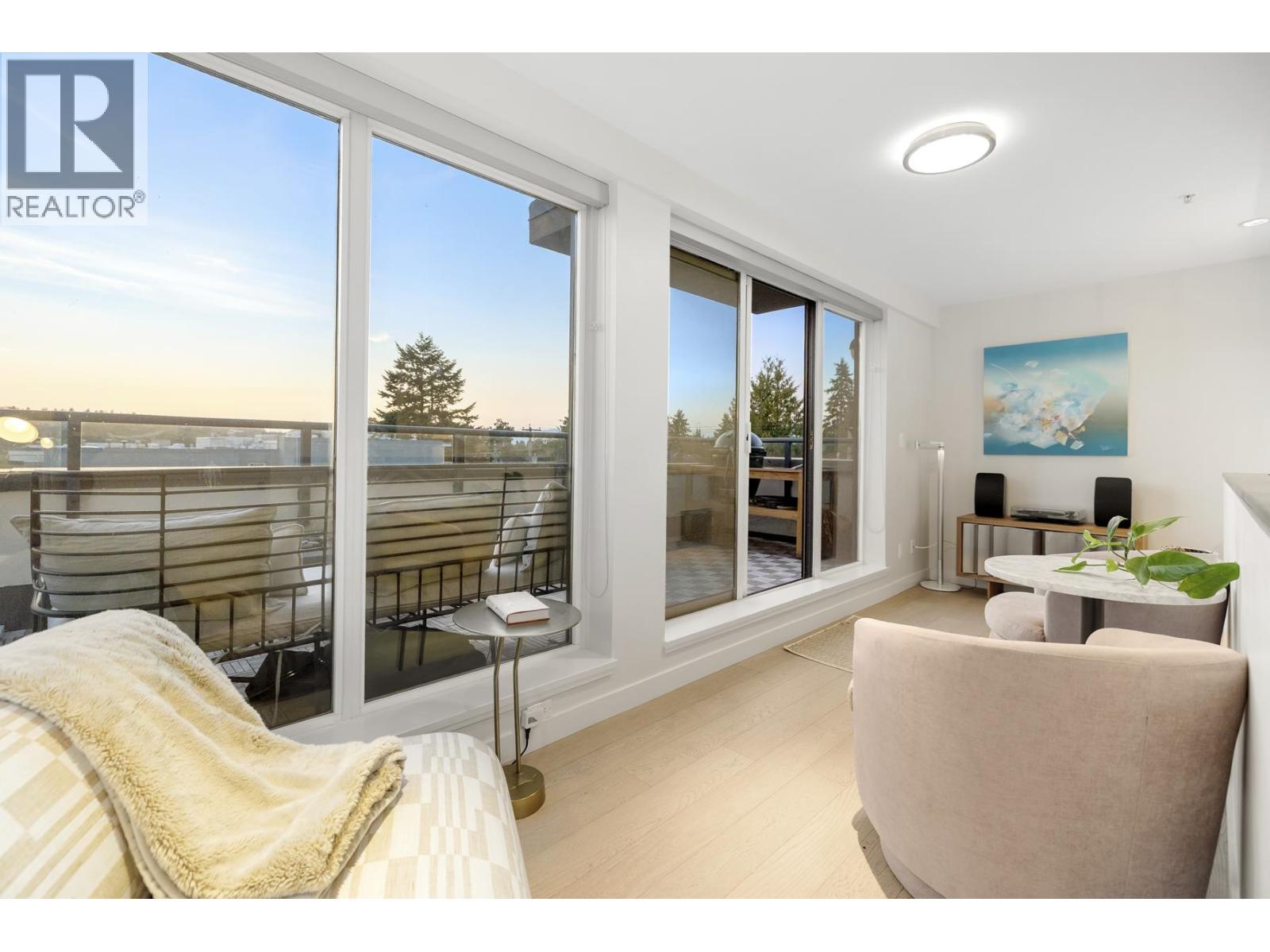 211 1961 Collingwood Street, Vancouver, British Columbia  V6R 3K6 - Photo 15 - R3053949