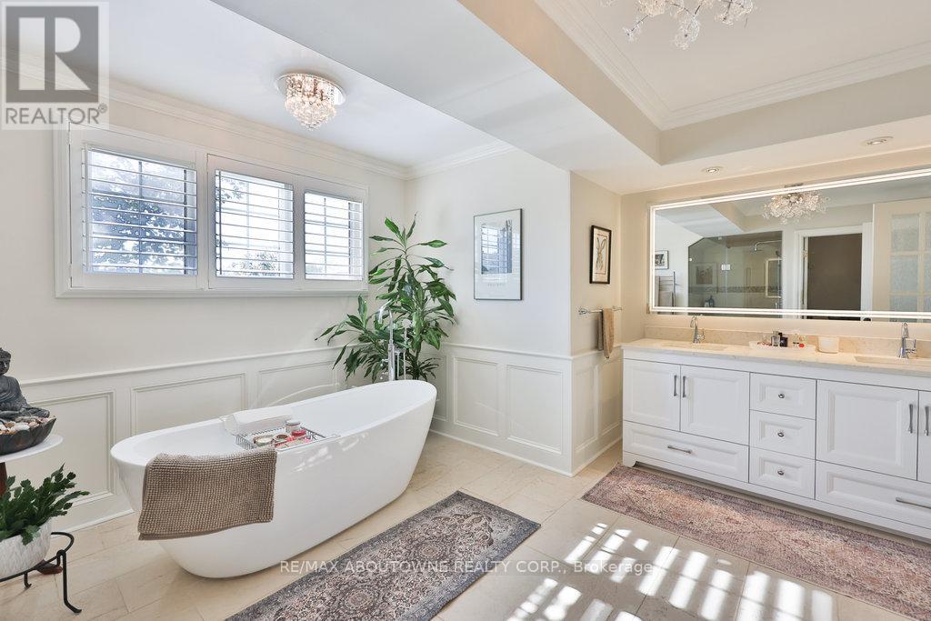 68 Tradewind Drive, Oakville, Ontario  L6L 6K9 - Photo 30 - W12409967