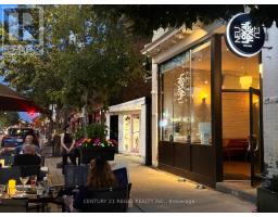 3047 DUNDAS STREET W, Toronto, Ontario