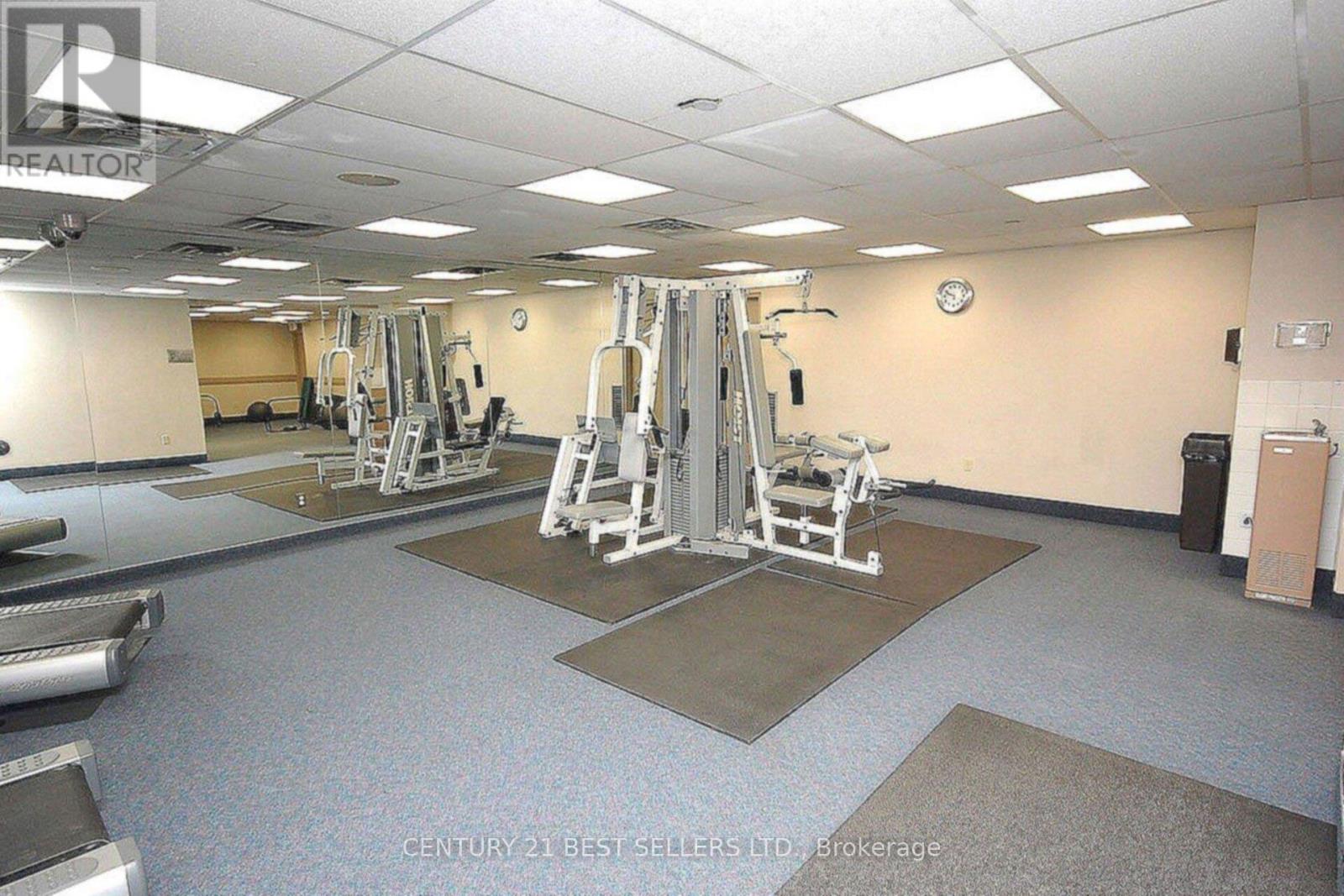1704 - 325 Webb Drive, Mississauga, Ontario  L5B 3Z9 - Photo 38 - W12437949