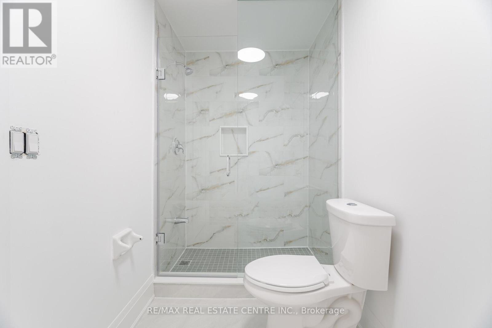 17 Wonder Way, Brampton, Ontario  L6P 1G1 - Photo 25 - W12437967