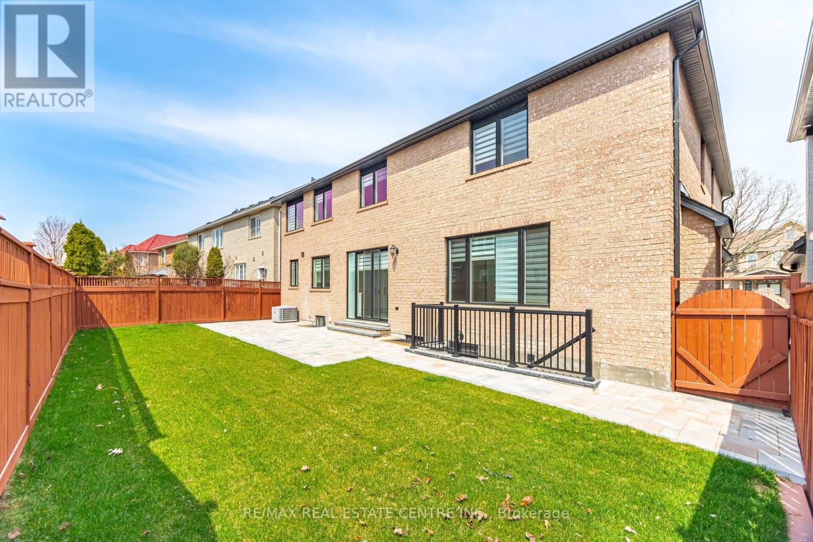 17 Wonder Way, Brampton, Ontario  L6P 1G1 - Photo 45 - W12437967