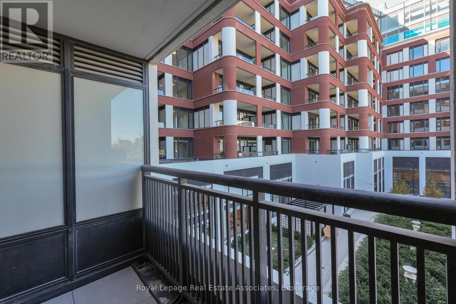 203 - 259 The Kingsway, Toronto, Ontario  M9A 0G2 - Photo 13 - W12437983