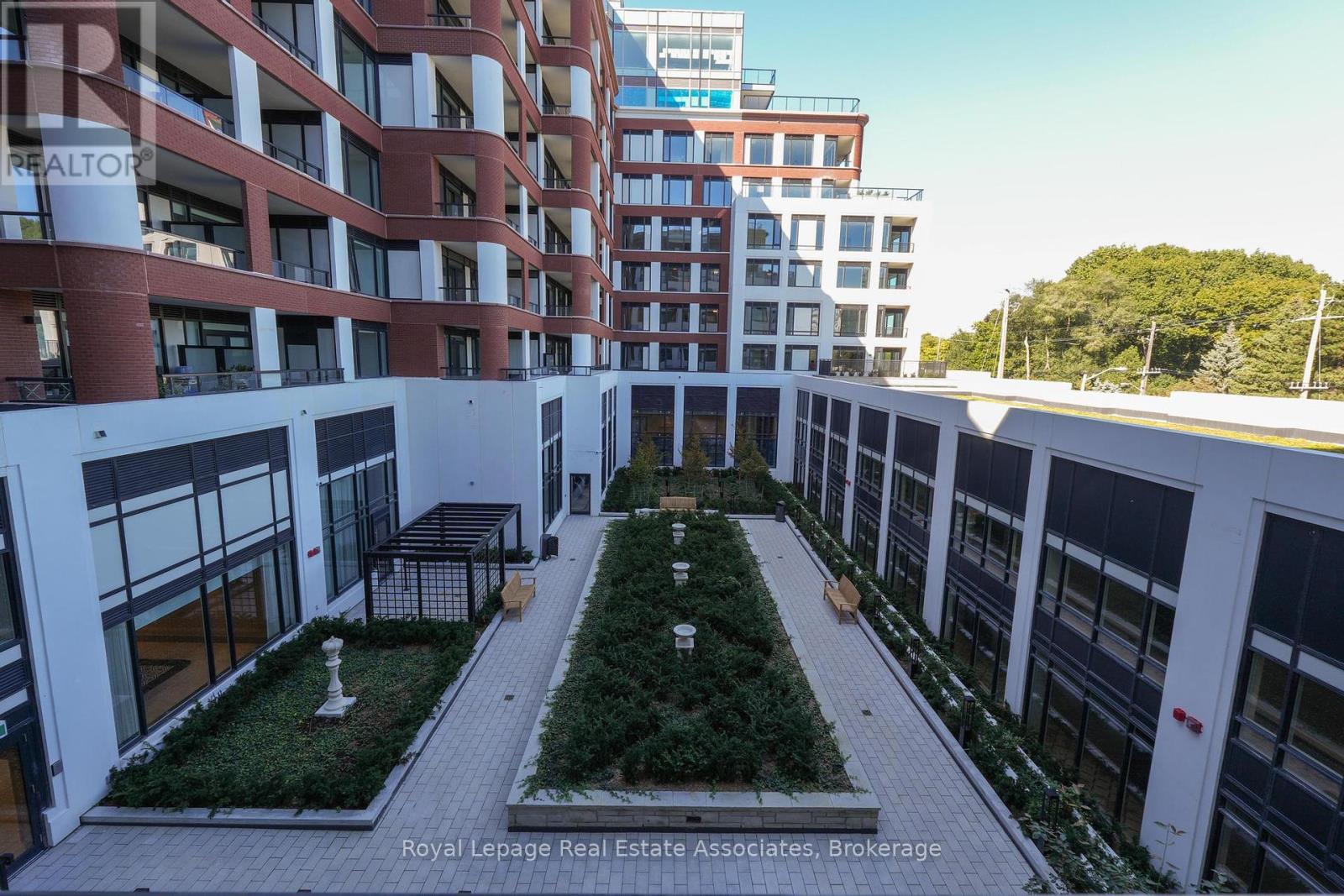 203 - 259 The Kingsway, Toronto, Ontario  M9A 0G2 - Photo 14 - W12437983