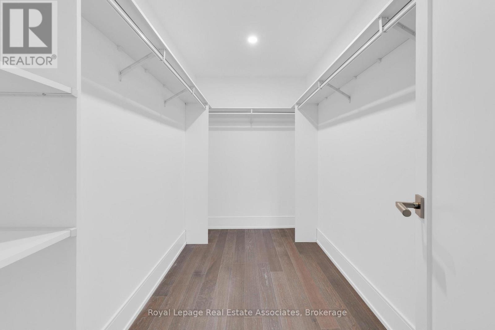 203 - 259 The Kingsway, Toronto, Ontario  M9A 0G2 - Photo 18 - W12437983