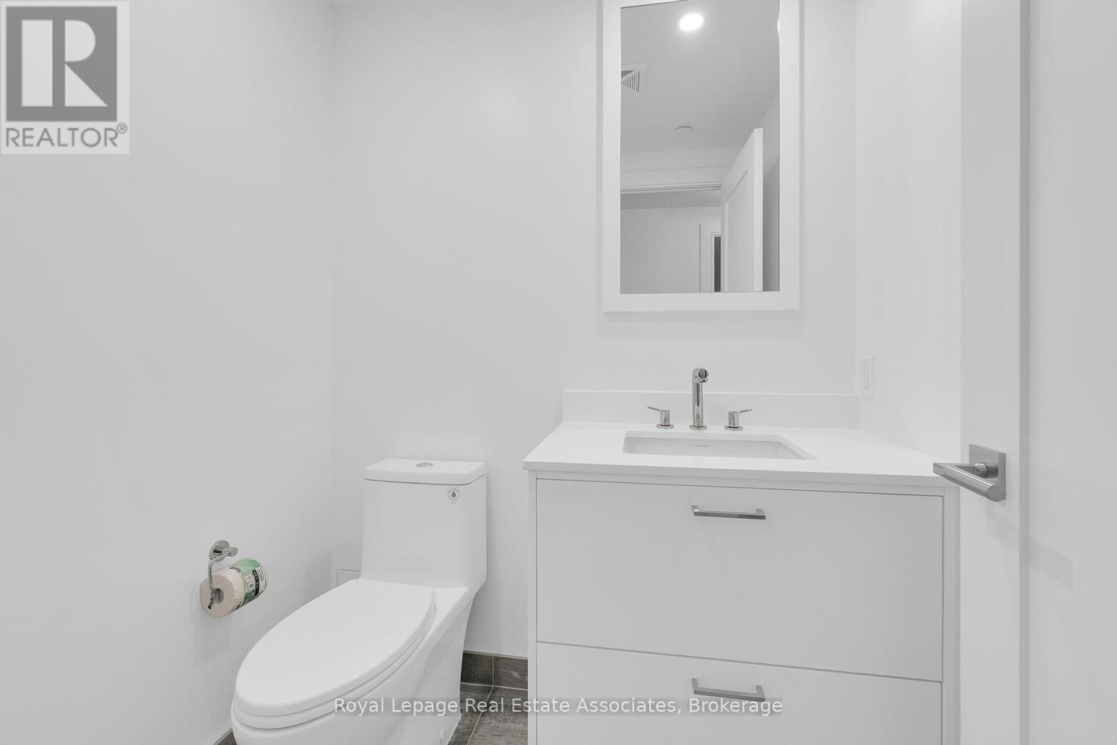 203 - 259 The Kingsway, Toronto, Ontario  M9A 0G2 - Photo 26 - W12437983