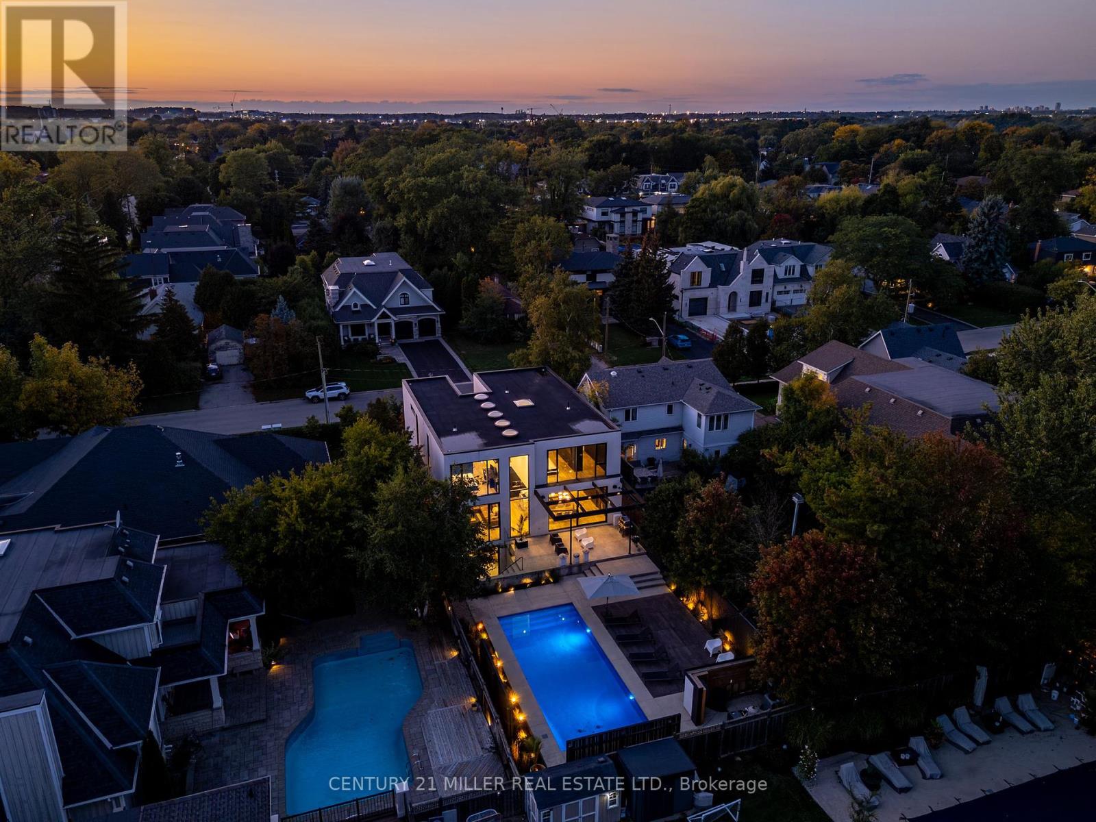 2384 Belyea Street, Oakville, Ontario  L6L 1N9 - Photo 37 - W12437998