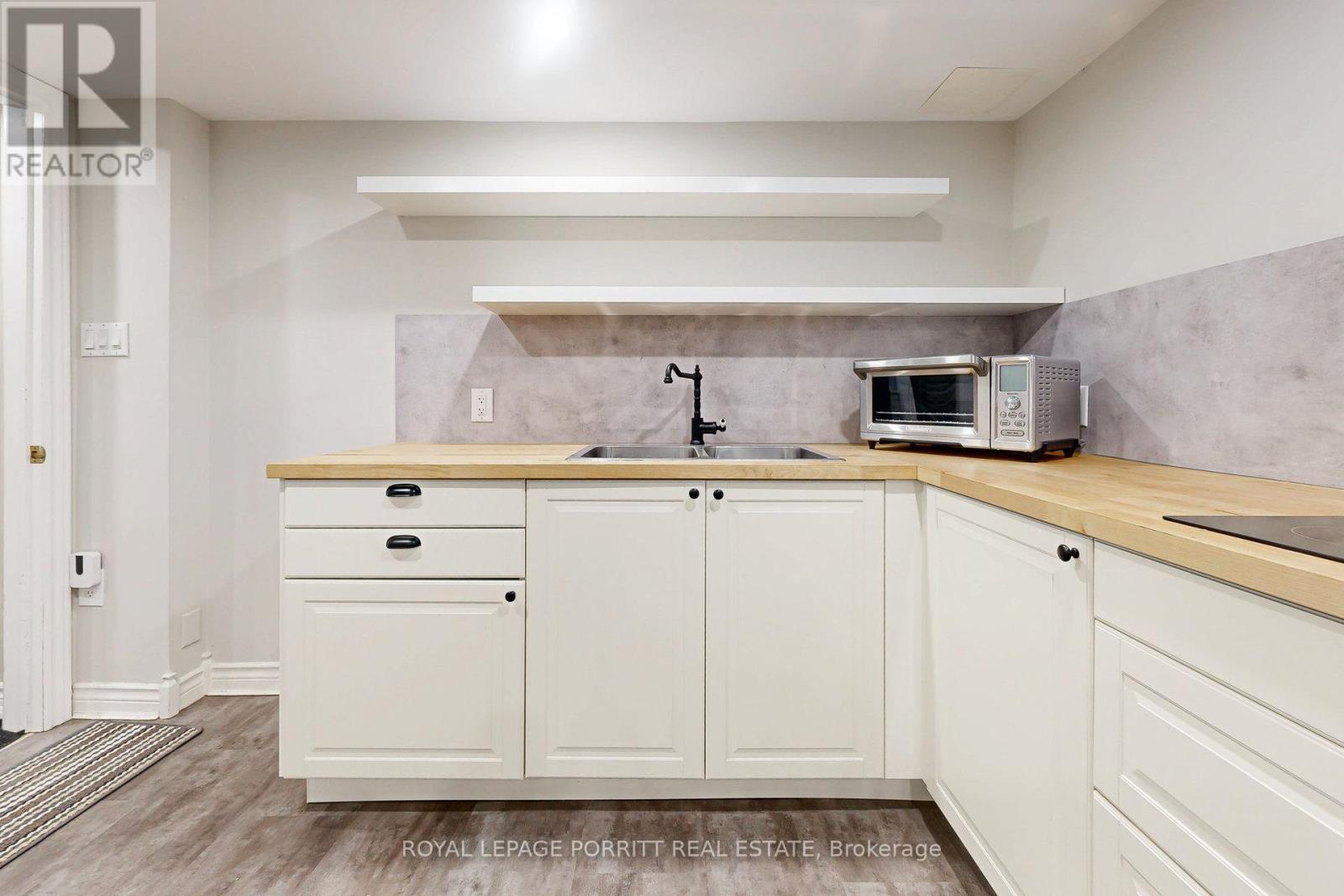 B - 73 Gort Avenue, Toronto, Ontario  M8W 3Y9 - Photo 6 - W12438005