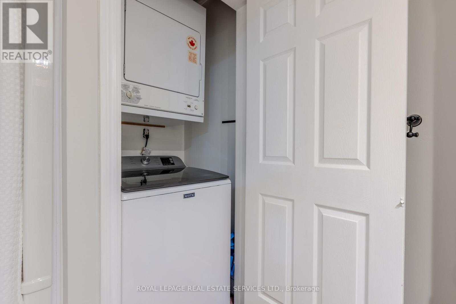 107 - 4013 Kilmer Drive, Burlington, Ontario  L7M 4M3 - Photo 11 - W12438014