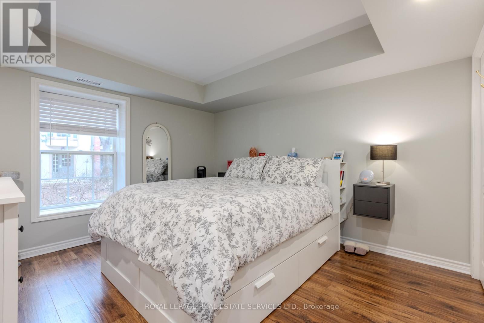 107 - 4013 Kilmer Drive, Burlington, Ontario  L7M 4M3 - Photo 8 - W12438014