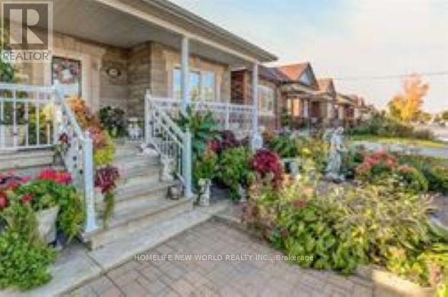 149 LAMBTON AVENUE, Toronto, Ontario
