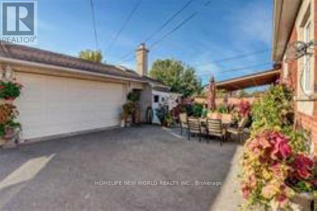 149 Lambton Avenue, Toronto, Ontario  M6N 2T1 - Photo 18 - W12438033
