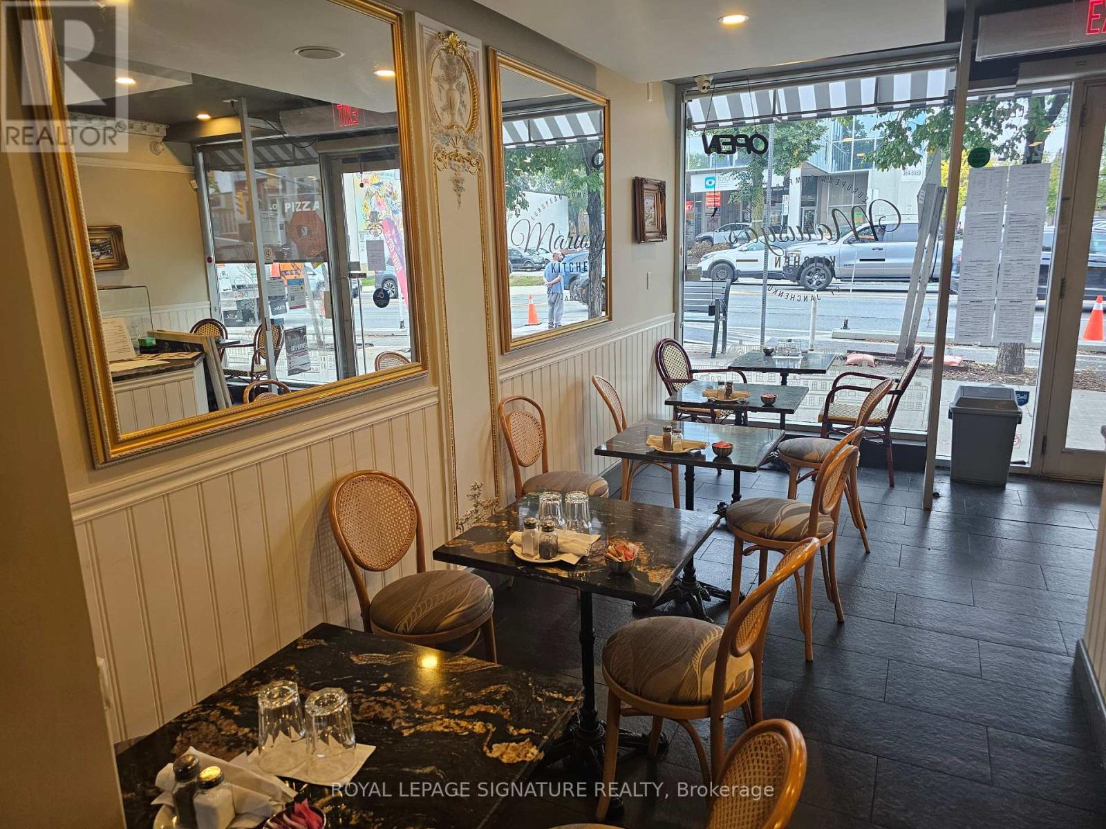 2432 Bloor Street W, Toronto, Ontario  M6S 1P9 - Photo 12 - W12438047