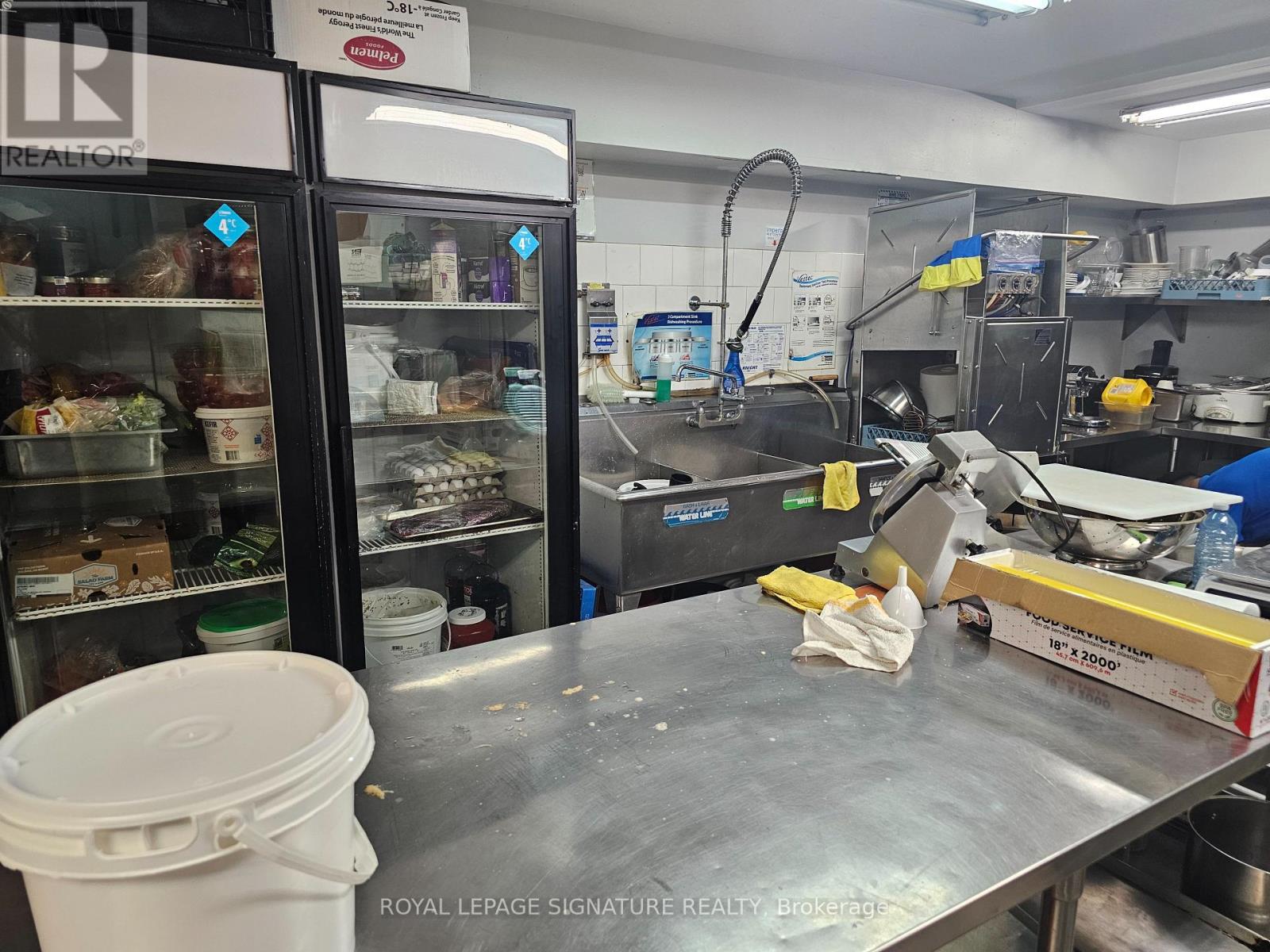 2432 Bloor Street W, Toronto, Ontario  M6S 1P9 - Photo 20 - W12438047