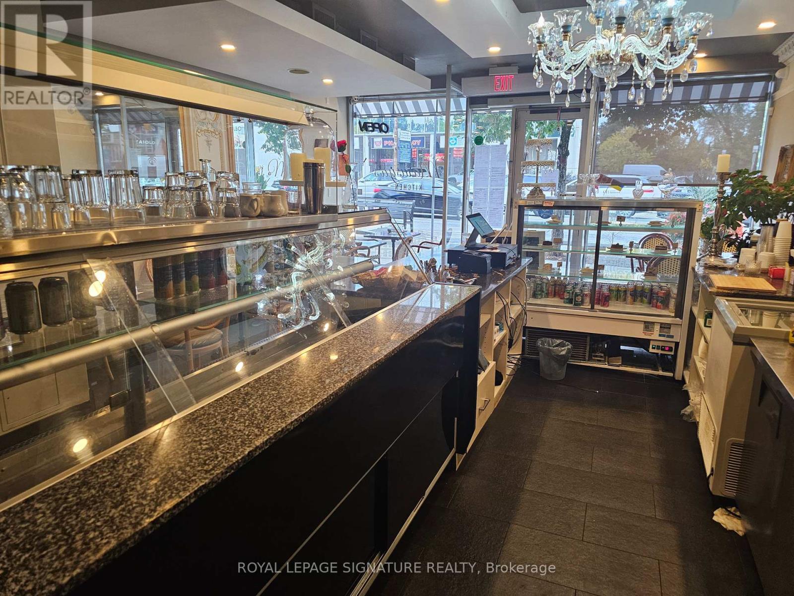 2432 Bloor Street W, Toronto, Ontario  M6S 1P9 - Photo 21 - W12438047
