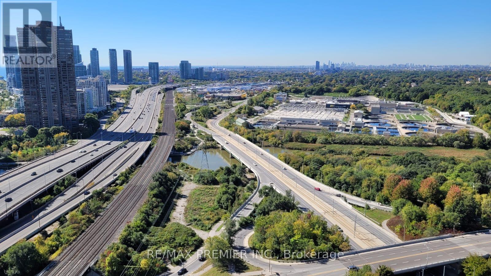 2906 - 105 The Queensway Avenue, Toronto, Ontario  M6S 5B5 - Photo 16 - W12438080