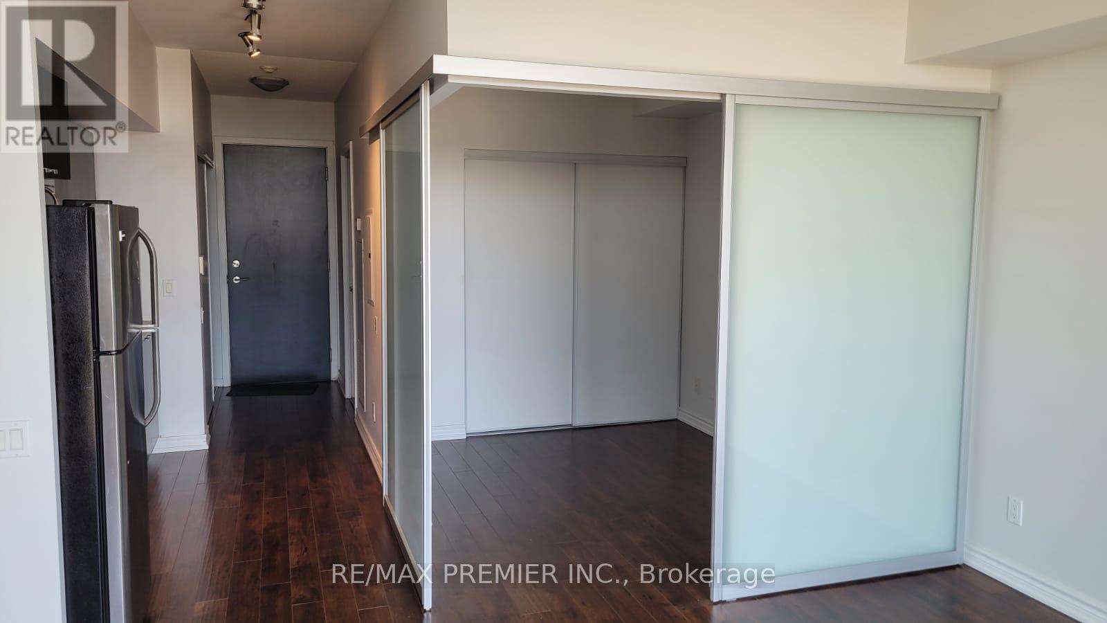2906 - 105 The Queensway Avenue, Toronto, Ontario  M6S 5B5 - Photo 8 - W12438080