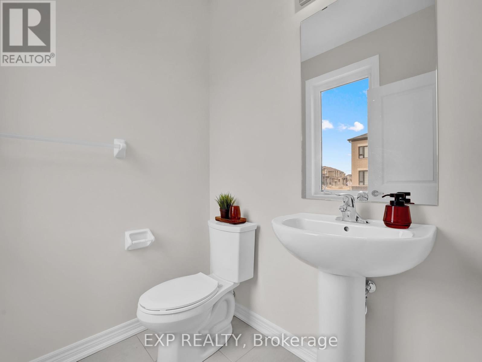 795 Apple Terrace, Milton, Ontario  L9E 2C3 - Photo 9 - W12438082