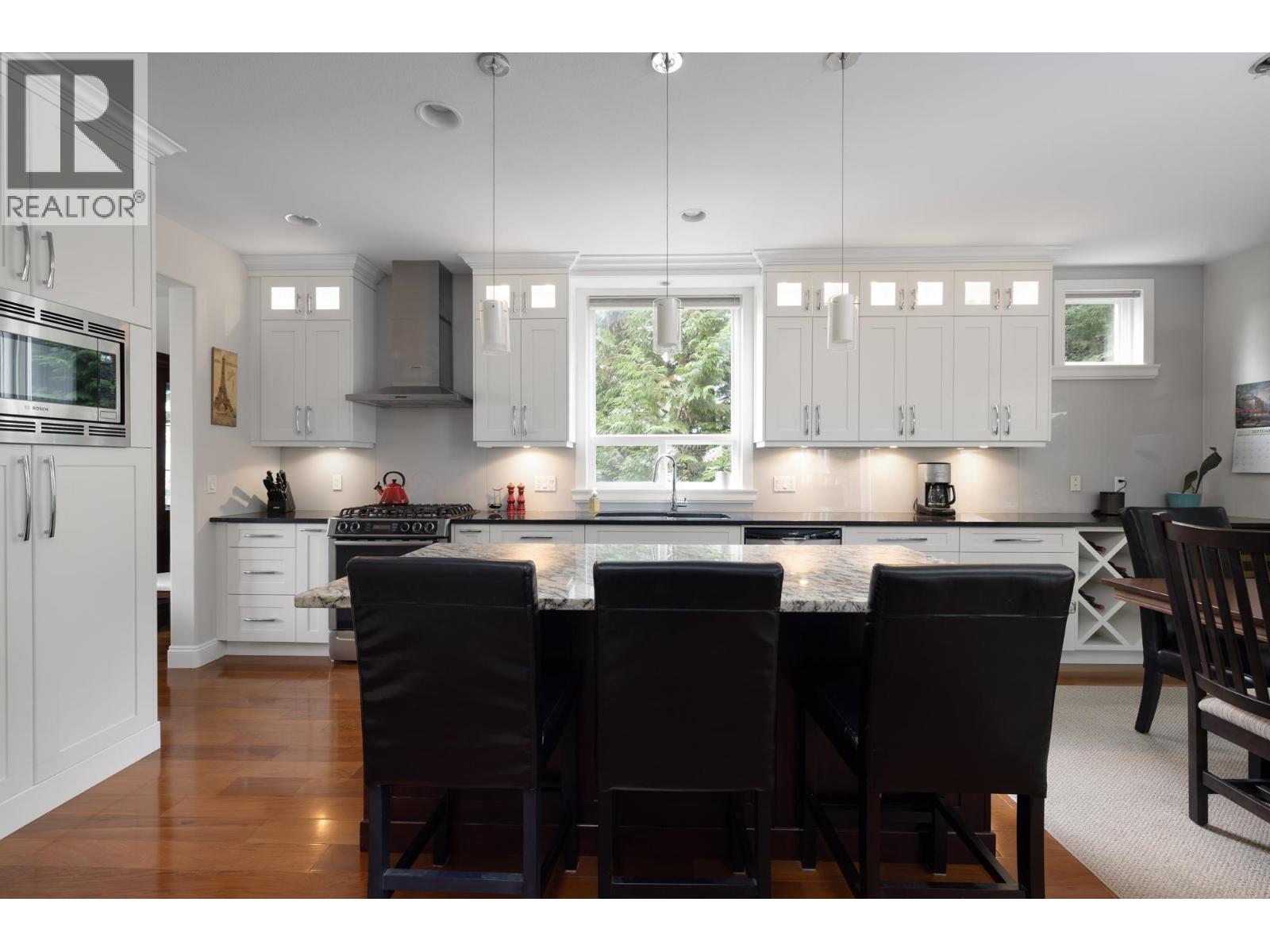 118 Chestnut Court, Port Moody, British Columbia  V3H 5G4 - Photo 11 - R3054011