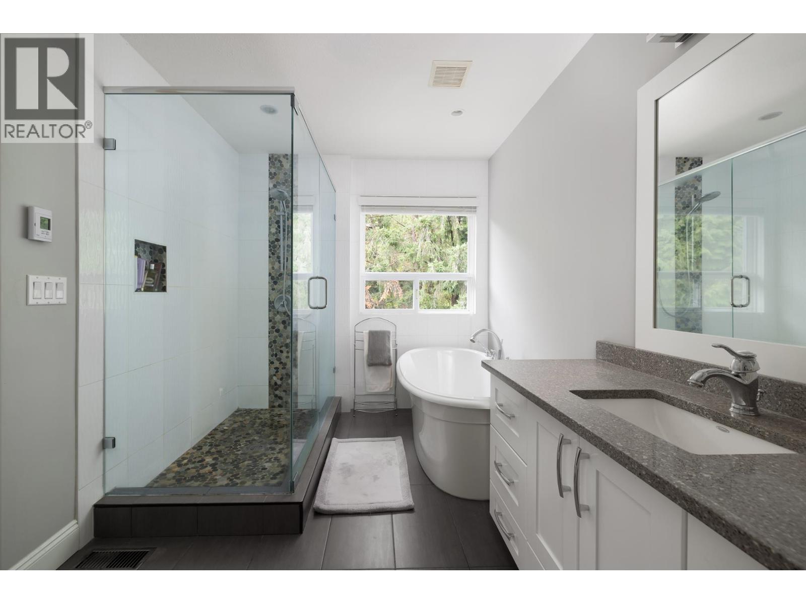 118 Chestnut Court, Port Moody, British Columbia  V3H 5G4 - Photo 26 - R3054011