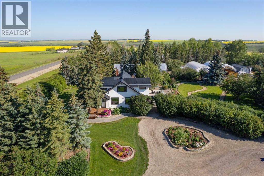 10 & 20, 30061 Range Road 23, Rural Mountain View County, Alberta