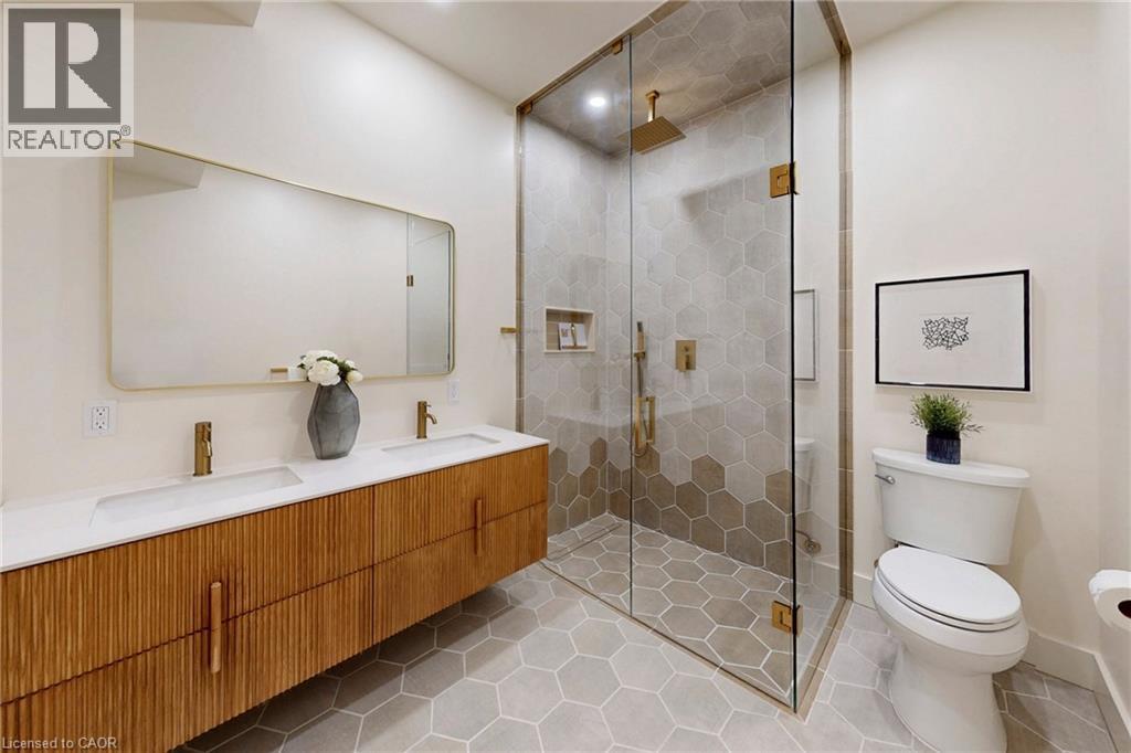 28 Dunsmore Gardens, Toronto, Ontario  M3H 3M2 - Photo 33 - 40775451