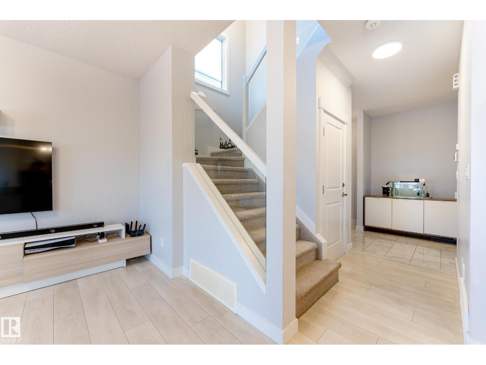 2402 Kelly Circle Sw, Edmonton, Alberta  T6W 4G3 - Photo 15 - E4460271