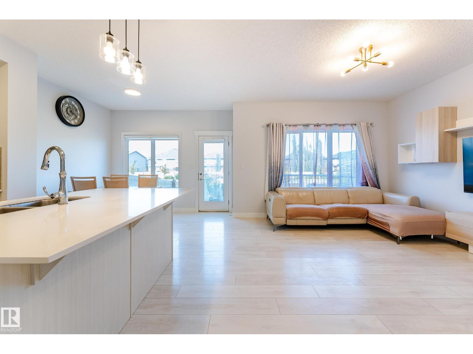 2402 Kelly Circle Sw, Edmonton, Alberta  T6W 4G3 - Photo 14 - E4460271