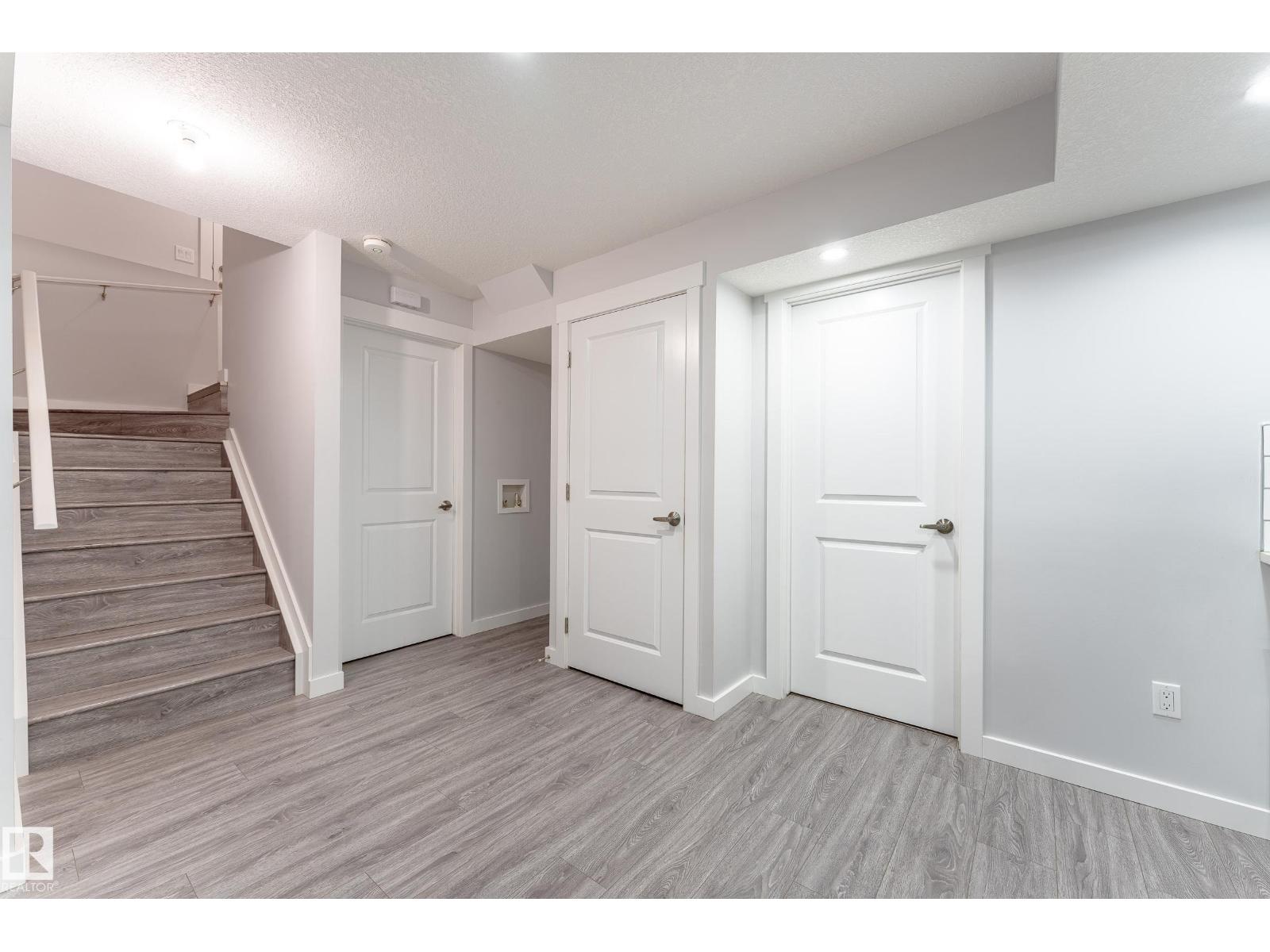 2402 Kelly Circle Sw, Edmonton, Alberta  T6W 4G3 - Photo 30 - E4460271