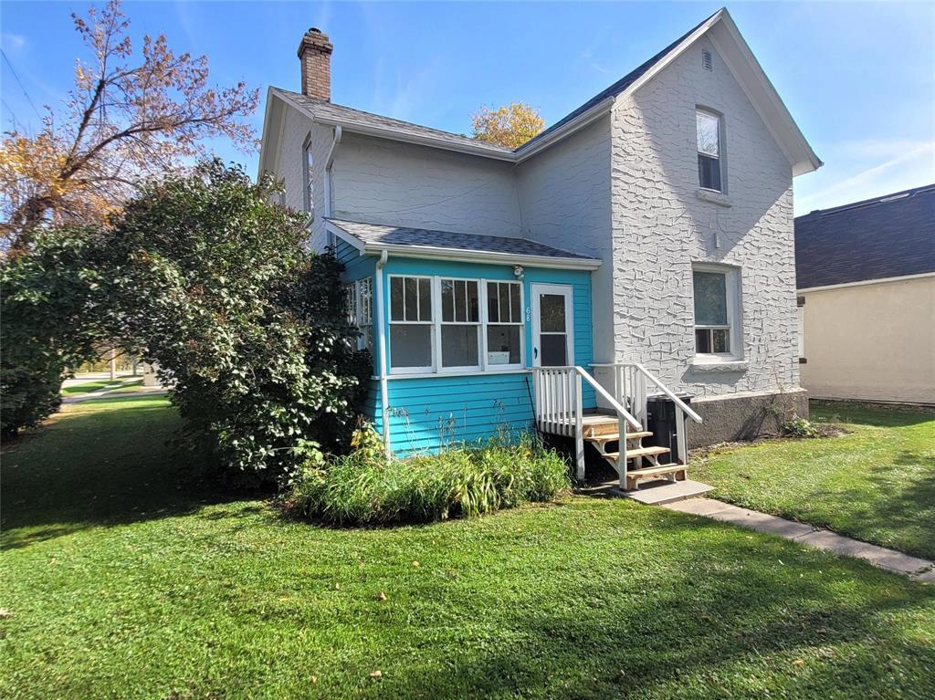 68 5th Street NE, Portage La Prairie, Manitoba
